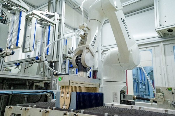 中来光电GW级TOPCon大尺寸电池AI智能化工厂项目正式投产