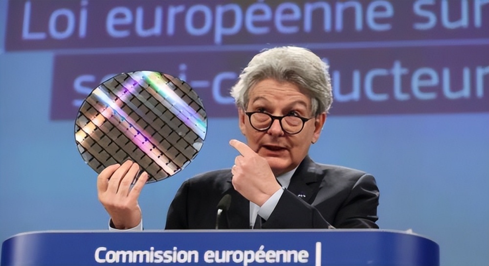 消息称欧盟有望在4月18日就《芯片法案》达成协议.jpeg