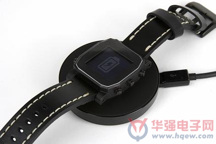 Secret Labs智能手表使用爱特梅尔微控制器