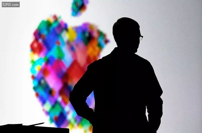 美国股市遭遇重挫 五大科技巨头市值蒸发1620亿美元