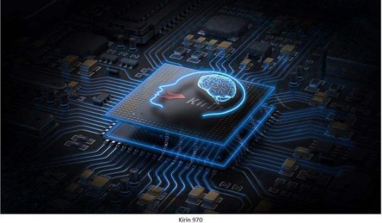 余承东：华为为什么要坚持做芯片？
