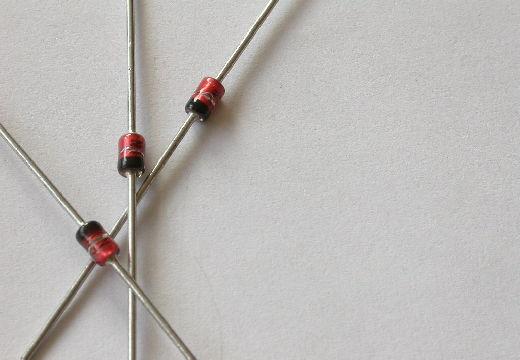 检波二极管的作用有哪些？检波二极管的原理是什么？
