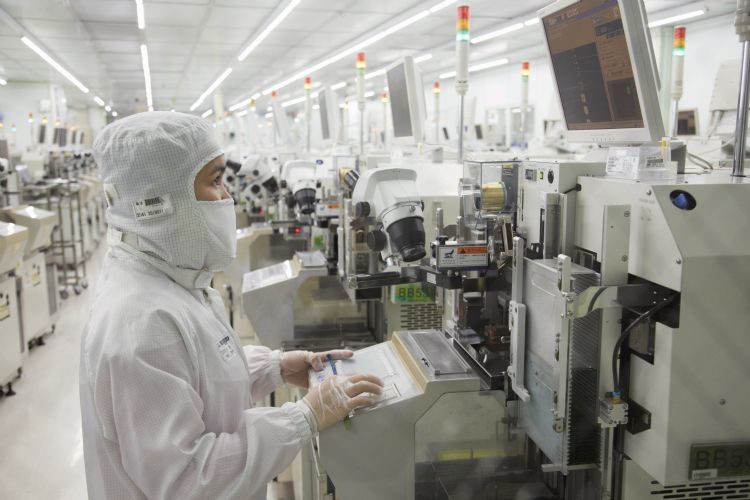 分析制程大数据实时监控生产线效率　日月光提升黏晶制程3%效率