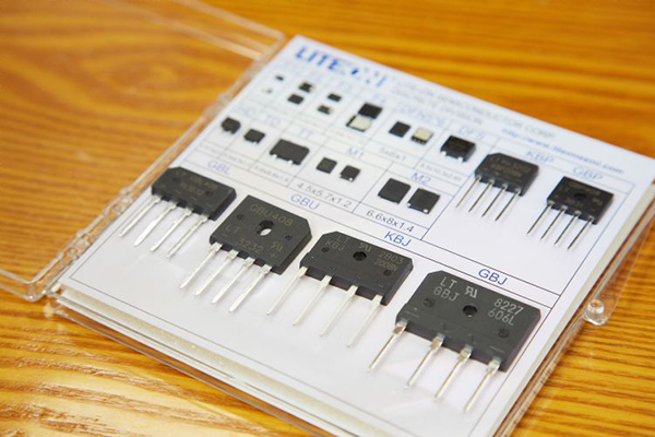 台系类比IC拚浴火重生　产业整并之势不可逆