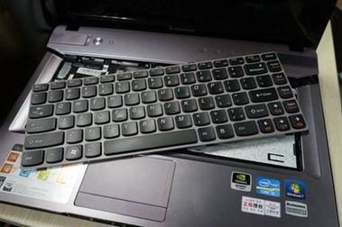 笔记本键盘怎么拆？看看不同固定方式的拆解方法